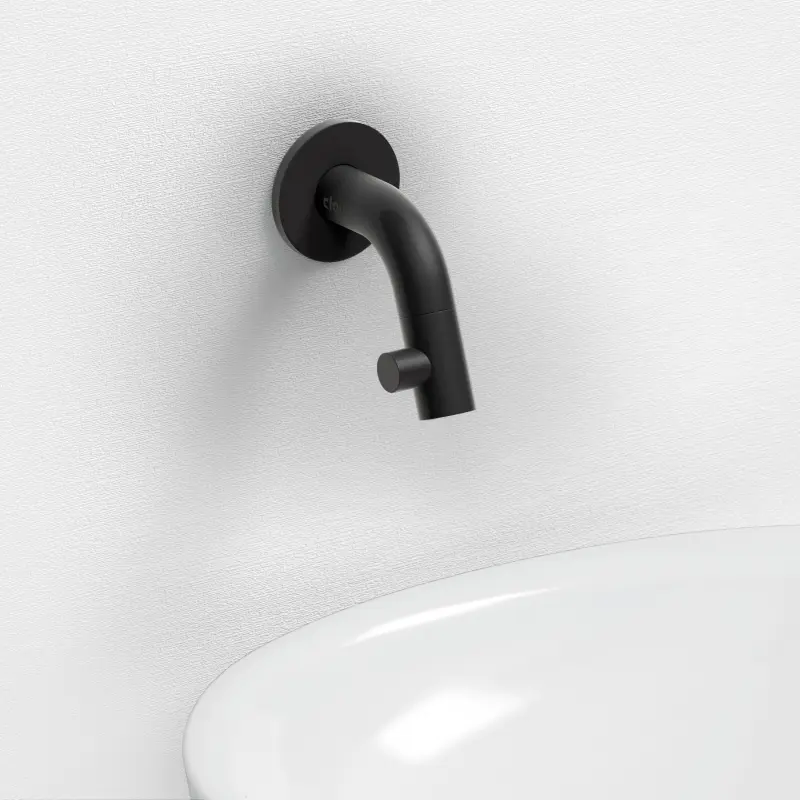 Clou Kaldur fonteinkraan met korte uitloop wandmontage mat zwart