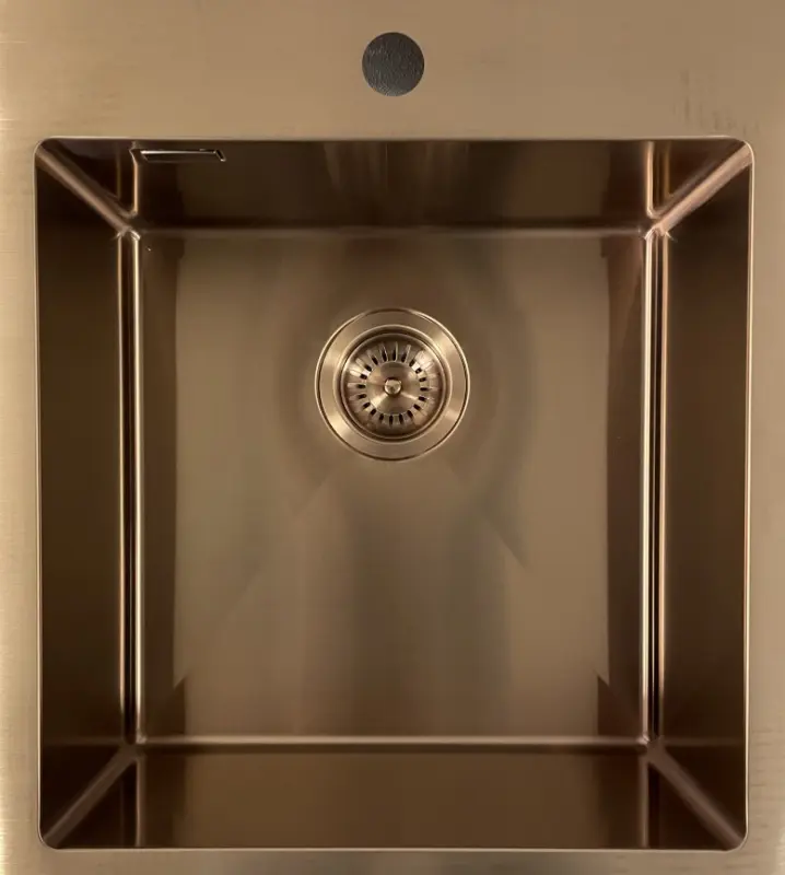 Ausmann Weser RVS spoelbak koper kleur PVD Copper 55x51 met kraangat onderbouw vlakbouw en opbouw 080938