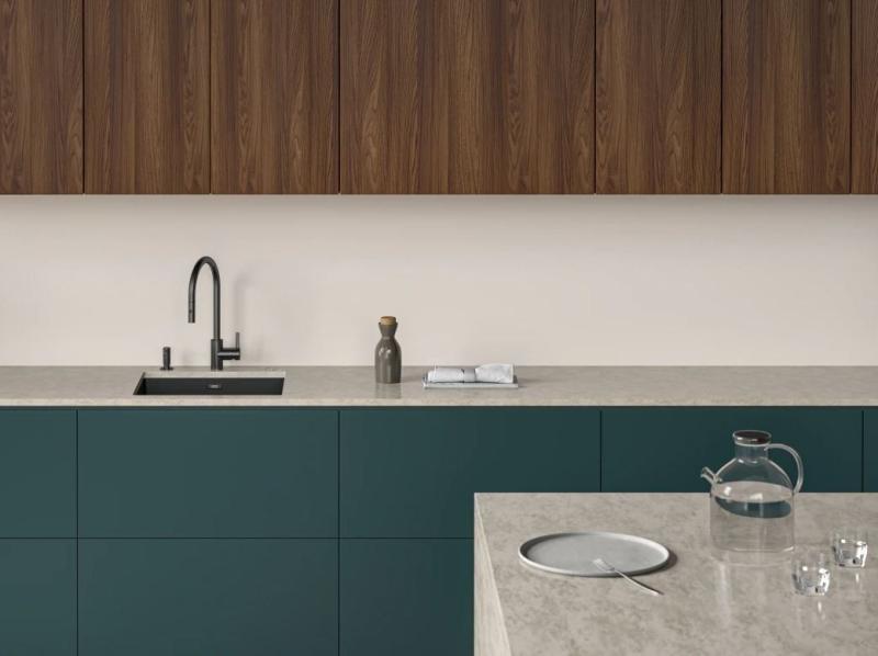 Franke Keukenkraan Eos Neo met uitloop uittrekbare sproeikop geborsteld zwart 115.0613.671