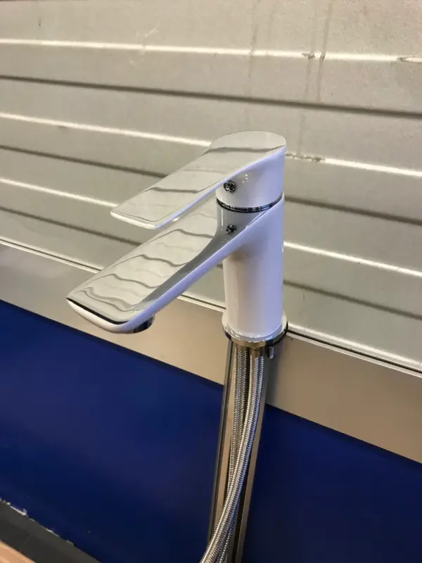 OUTLET 2x wastafelkraan wit-chroom 1208954427 Outlet