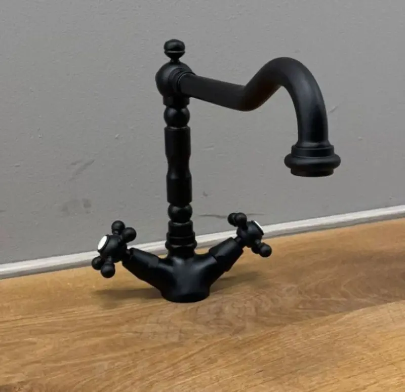 ACTIE Combinatieset nostalgische mat zwarte keukenkraan met Granitemy Tradition mat zwarte spoelbak 1208954641