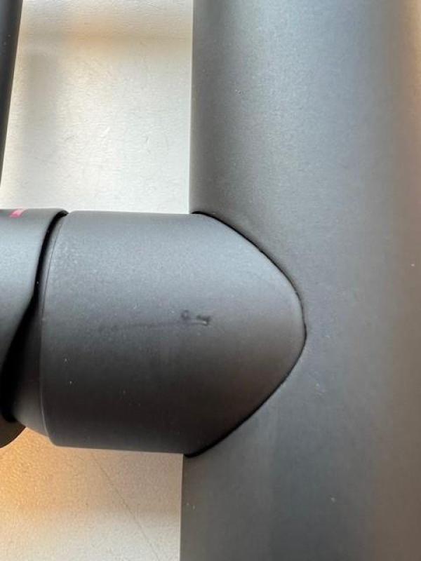 OUTLET Slechte Coating Franke Pescara Semi Pro 360 Keukenkraan flexibele uitloop Black 1208971212